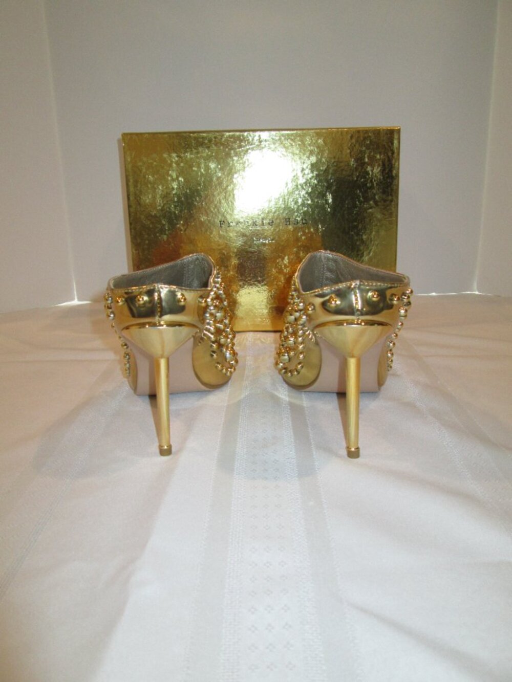 Frankie Hsu Gold Studded Stiletto Pumps | Size 10 | NIB | Metallic - Picture 6 of 14